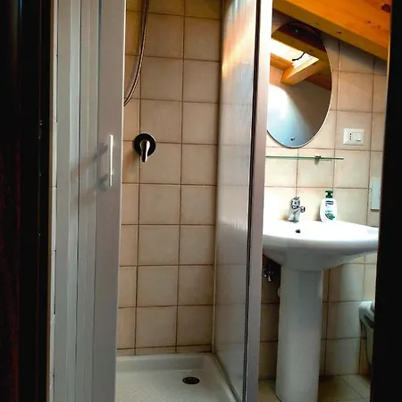 A Un Passo Dai Sassi *