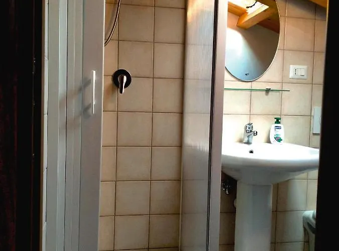 A Un Passo Dai Sassi *